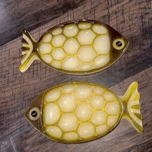 1960s 1970s MCM groovy fish decor wall hanging lucite like resin green and cream